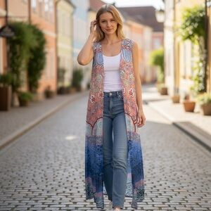 VENUS Multicolor Patterned Garment